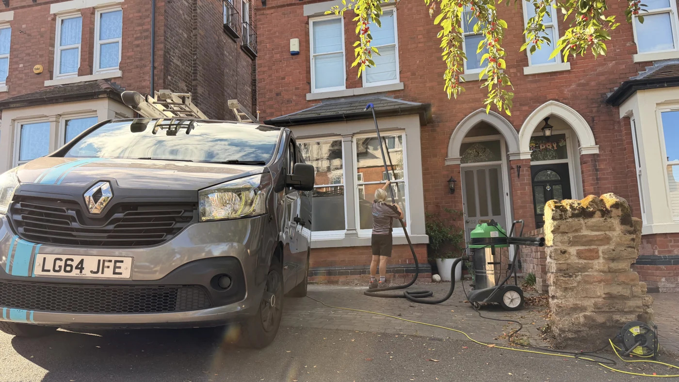 NorBRIGHT View van and gutter vacuum set up for a cleaning visit